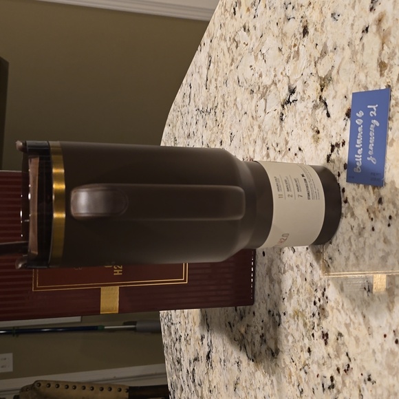 Stanley Limited Edition Chocolate Gold 40oz Quencher - Picture 4 of 13